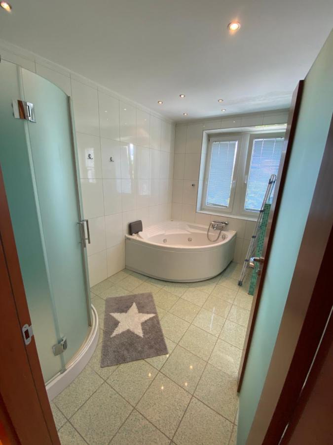 Apartma Berk Apartment Любляна Екстериор снимка